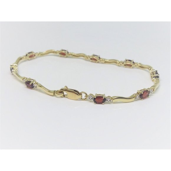 10k Yellow Gold Natural Garnet Link Bracelet - Picture 3 of 7